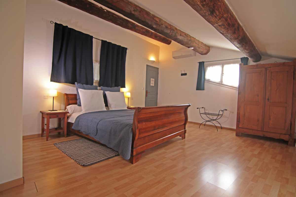 Villa Velleron Room photo