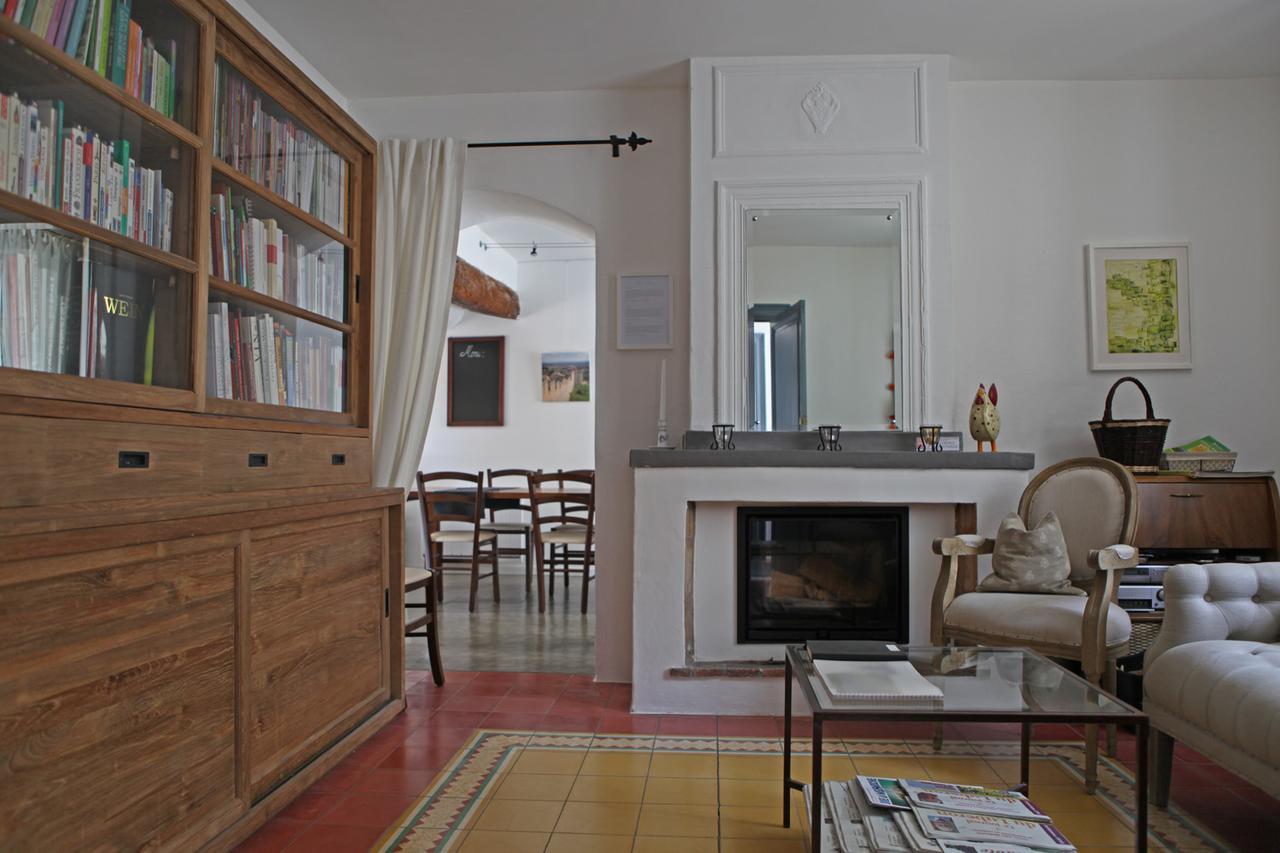 Villa Velleron Exterior photo